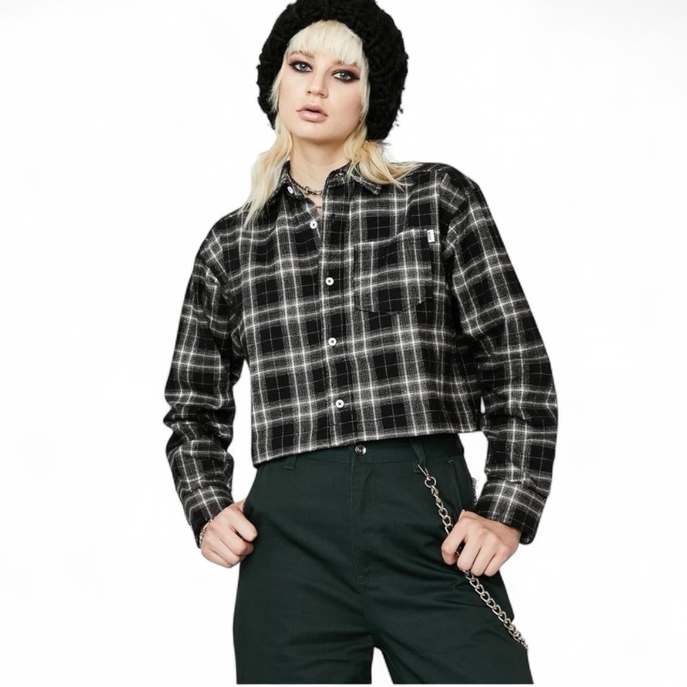NWOT HUF Oversized Cropped Plaid Flannel Shirt